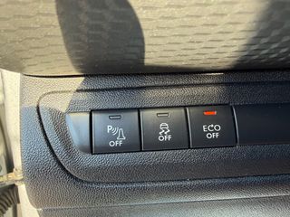Peugeot 2008 2017 1.2cc  PureTech/Automatic ALLURE Navi Camera/-thumb-18