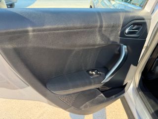 Peugeot 2008 2017 1.2cc  PureTech/Automatic ALLURE Navi Camera/-thumb-30