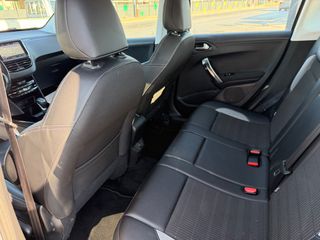 Peugeot 2008 2017 1.2cc  PureTech/Automatic ALLURE Navi Camera/-thumb-24