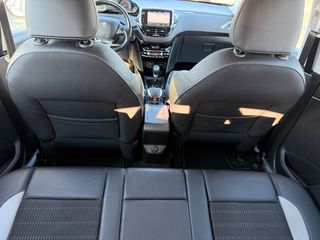 Peugeot 2008 2017 1.2cc  PureTech/Automatic ALLURE Navi Camera/-thumb-25