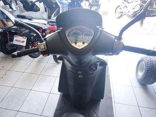 Kymco Agility 125 2016-thumb-2