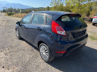 Ford Fiesta 2015-thumb-5