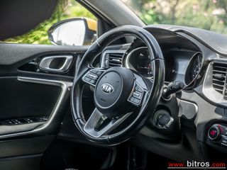 Kia XCeed 2021 1.6 PREMIUM -GR-thumb-16