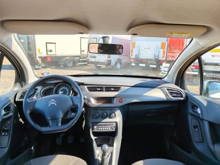 Citroen C3 2015 Citroen C3 1.2 VTi Confort-thumb-20