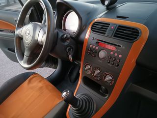 Suzuki Splash 2009-thumb-25