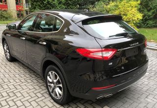 Maserati Levante 2018-thumb-1