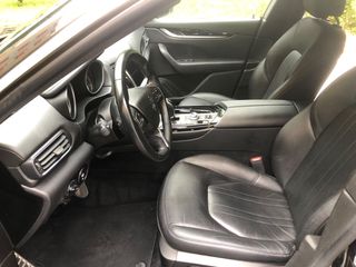 Maserati Levante 2018-thumb-12