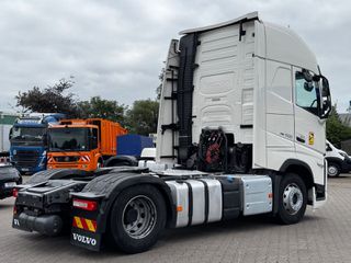 Volvo 2022 FH 500 GLOBETROTTER XL-thumb-3