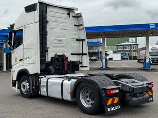 Volvo 2022 FH 500 GLOBETROTTER XL-thumb-4