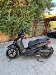 Piaggio Beverly 300 2024 HPE DEEP BLACK-thumb-1