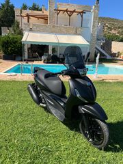 Piaggio Beverly 300 2024 HPE DEEP BLACK-thumb-4