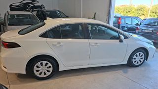 Toyota Corolla 2022 SEDAN FEEL Δόσεις χωρίς τράπεζα-thumb-4