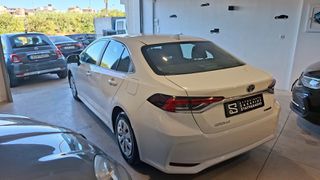 Toyota Corolla 2022 SEDAN FEEL Δόσεις χωρίς τράπεζα-thumb-6