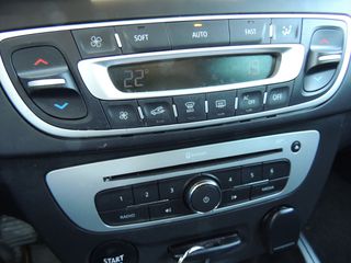 Renault Megane 2016 1.2 115 P.S. "Limited" - Klima - Navi - Alu - Full Extra!-thumb-26