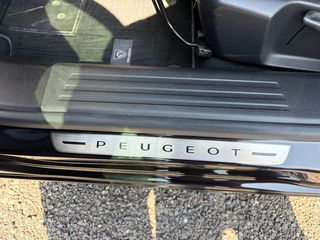 Peugeot 2008 2020 1.5 Blue-HDi GT Line-thumb-14