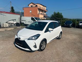 Toyota Yaris 2019-thumb-1