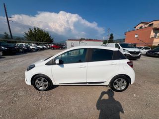 Toyota Yaris 2019-thumb-2