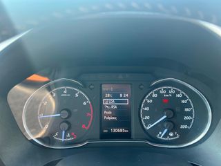 Toyota Yaris 2019-thumb-17
