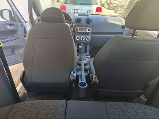 Mitsubishi Colt 2012-thumb-8