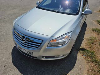 Opel Insignia 2011