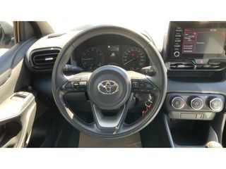 Toyota Yaris 2022 ACTIVE-thumb-9
