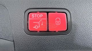 Mercedes-Benz GLC 300 2020 e PLUG-IN 4MATIC AMG LINE SUN. PAN./AUTOBESIKOS-thumb-15