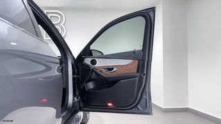 Mercedes-Benz GLC 300 2020 e PLUG-IN 4MATIC AMG LINE SUN. PAN./AUTOBESIKOS-thumb-29