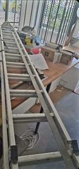 Σκάλα αλουμινίου 2x14 αντοχη 150 κιλα