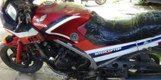 Honda VF 500 1986-thumb-1