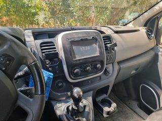 Renault Trafic 2018 TRAFIC DIESEL L2-thumb-8
