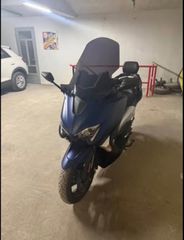 Yamaha T-Max 530 2017-thumb-6