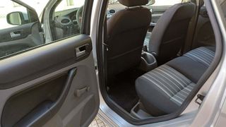 Ford Focus 2011-thumb-3