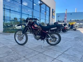 Yamaha XT 550 1983-thumb-2
