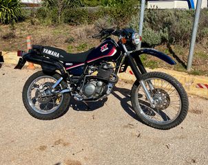 Yamaha XT 550 1983-thumb-6