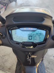 Piaggio Beverly 400 2024 Deep black-thumb-1