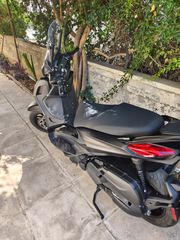 Piaggio Beverly 400 2024 Deep black-thumb-2