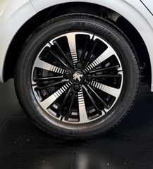 Peugeot 208 2018 1.2 PureTech 110Hps Allure ΑΥΤΟΜΑΤΟ/ΚΑΜΕΡΑ/NAVI-thumb-14