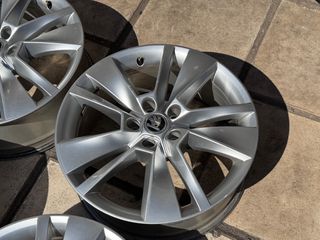 Γνήσιες 18αρες SKODA 5x112-thumb-5