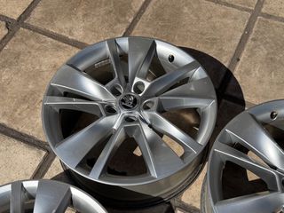 Γνήσιες 18αρες SKODA 5x112-thumb-6