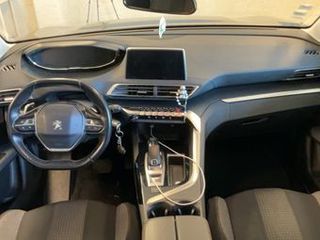 Peugeot 3008 2019-thumb-11
