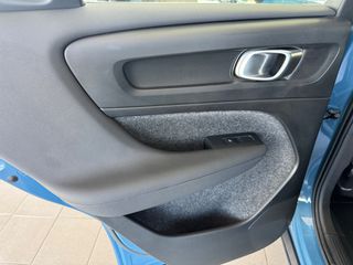 Volvo XC40 2022 1.5 262PS T5 RECHARGE PLUG-IN INSCRIPTION FACELIFT !-thumb-40