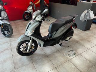 Piaggio Medley 150 2025