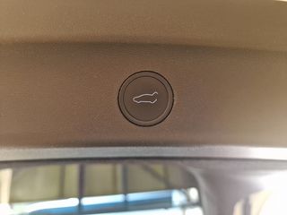 Tesla Model Y 2024 Long Rage-thumb-13