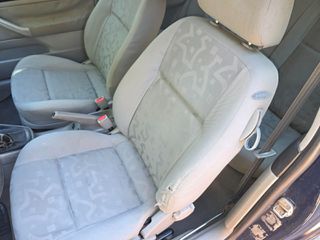 Volkswagen Golf 1999-thumb-6