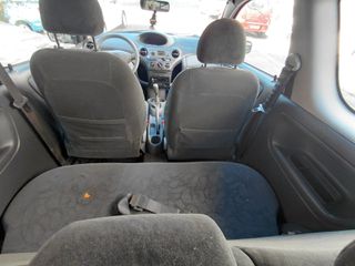 Toyota Yaris 2002 1.3 VVTI-thumb-5