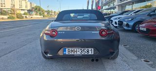 Mazda MX-5 2025 MX-5 SKYACTIV-G 132HP 1.5L 6MT IPM7 E6e EXCLUSIVE LINE-thumb-4