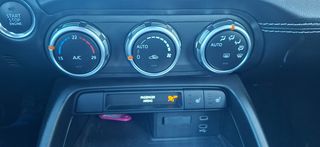 Mazda MX-5 2025 MX-5 SKYACTIV-G 132HP 1.5L 6MT IPM7 E6e EXCLUSIVE LINE-thumb-5