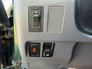 Toyota Hilux 2005 1 ΧΕΡΙ 4χ4 ΤΕΤΡΑΠΟΡΤΟ ΕΛΛΗΝΙΚΟ-thumb-32