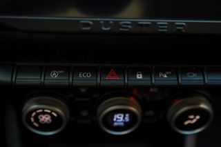 Dacia Duster 2024 1.3 TCe 130hp  JOURNEY (ΕΛΛΗΝΙΚΟ)-thumb-27