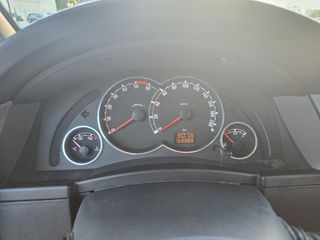 Opel Meriva 2006 1.3 CDTI DIESEL-thumb-24